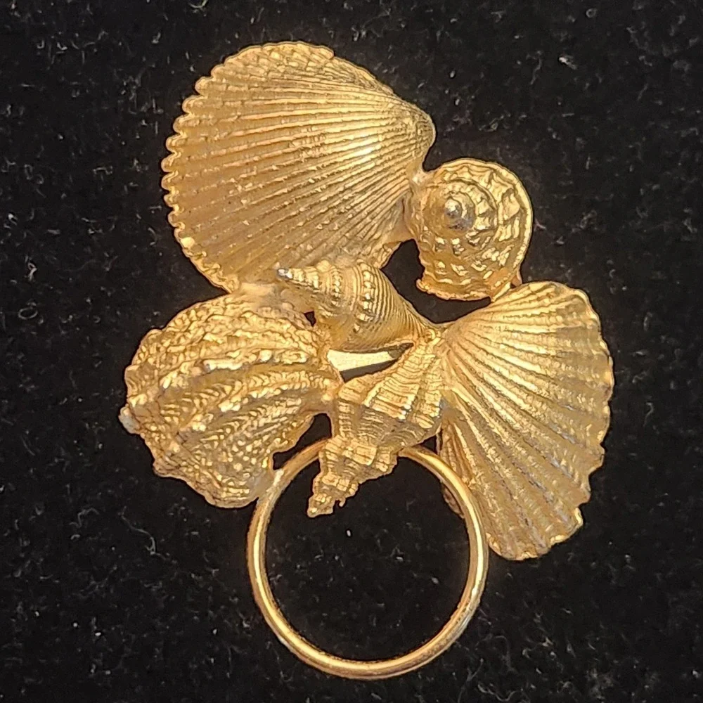 Vintage Gold Tone Sea Shell Brooch Scarf Slide Nautical Coastal Scallop Conch